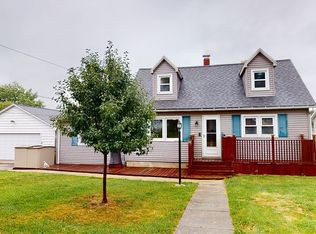540 Elm St, Mt Zion, IL 62549