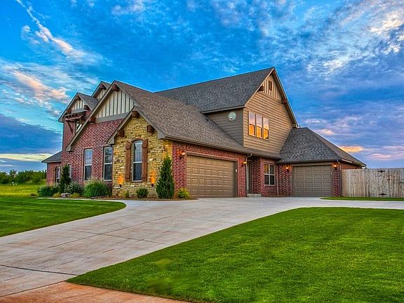 4th image of 15301 Colonia Bella Dr