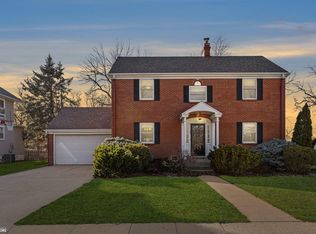 301 S Walnut St, Mount Pleasant, IA 52641