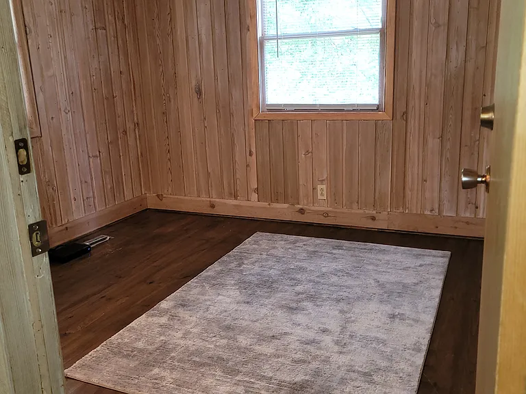91 Chalet Cir — Photo 8