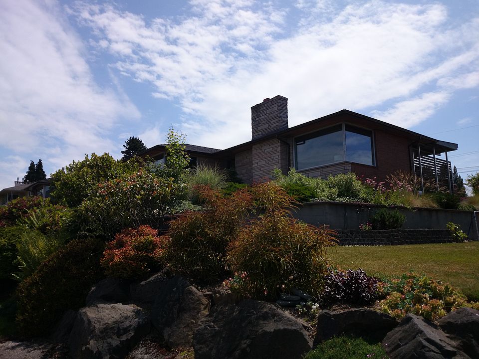 2nd image of 2009 NW 92nd St