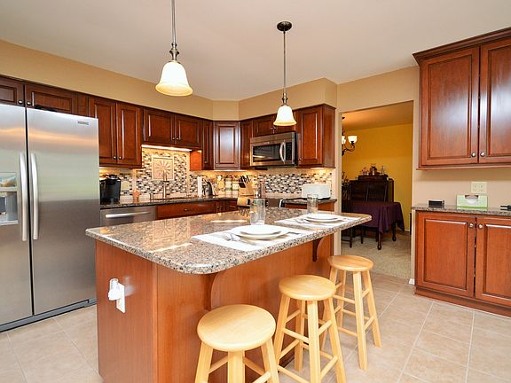 5th image of 2709 Sussex Ln