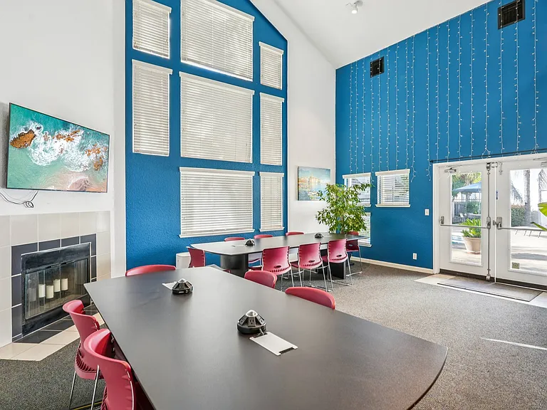 Fountain Circle Townhomes — Photo 6