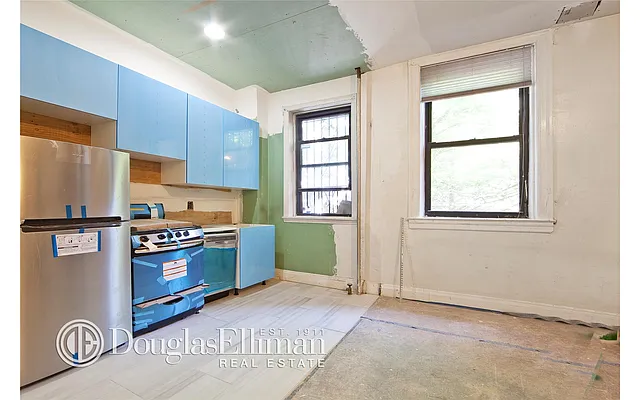 Rented by Douglas Elliman | media 13