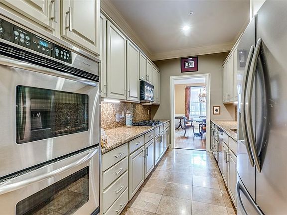 4th image of 3303 Blackburn St APT 204
