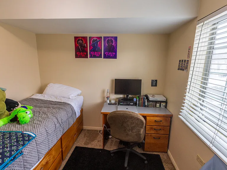 642 N 200 E #210 — Photo 4