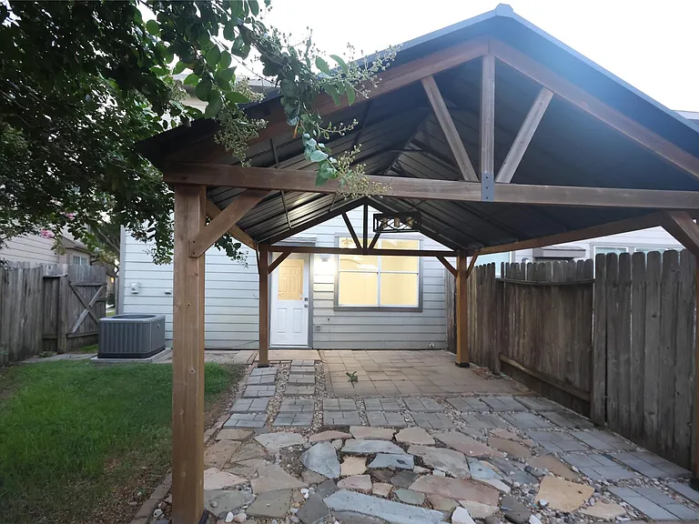 14407 Birch Knoll Ln — Photo 15