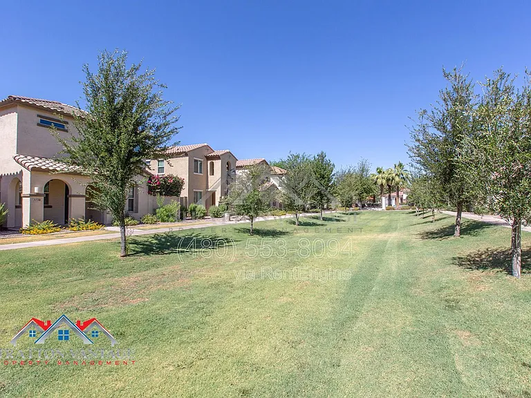 3738 E Dogwood Dr — Photo 3