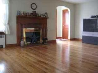 34 Quebec St, Springfield, MA 01151