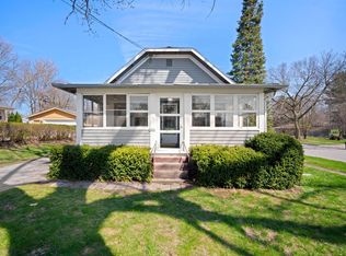 2011 Highland Ave, Waukesha, WI 53186