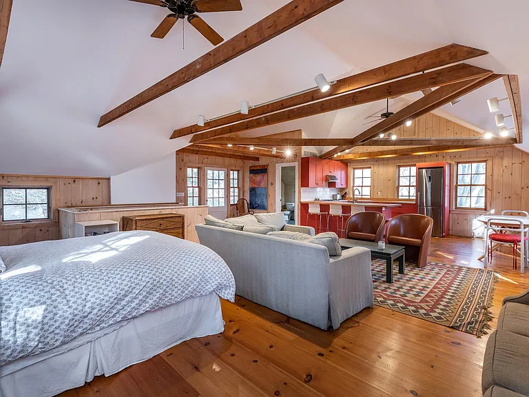 32 Leach Hollow Rd — Photo 37