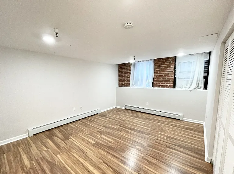39 Hemenway St #26X — Photo 6