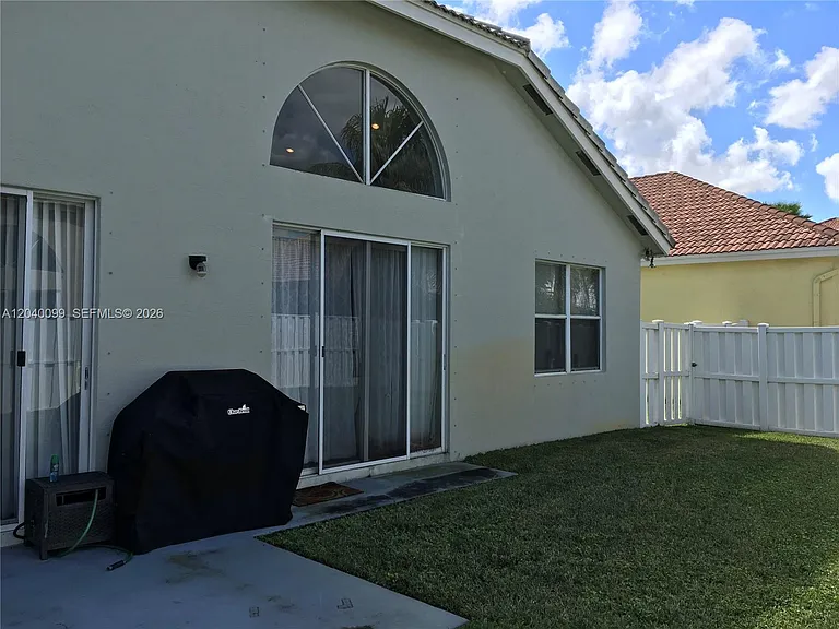 16407 SW 1st Ct — Photo 31