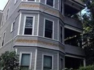 285 Chestnut Ave #3, Jamaica Plain, MA 02130