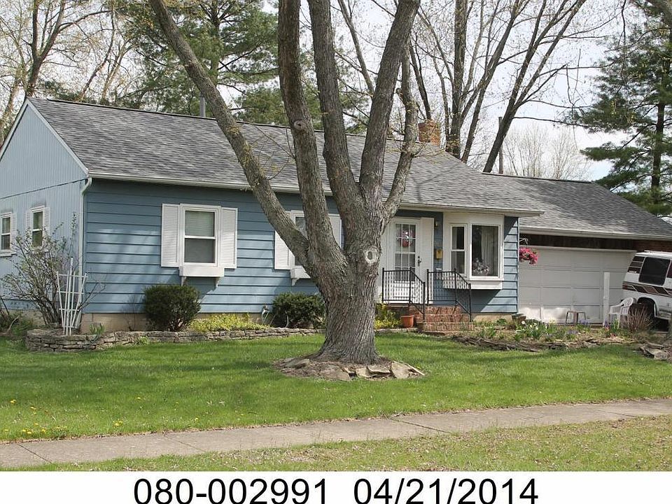 1st image of 708 Rebecca Ave