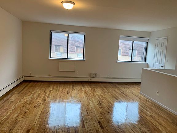 3rd image of 18 Gabriel Dr #2
