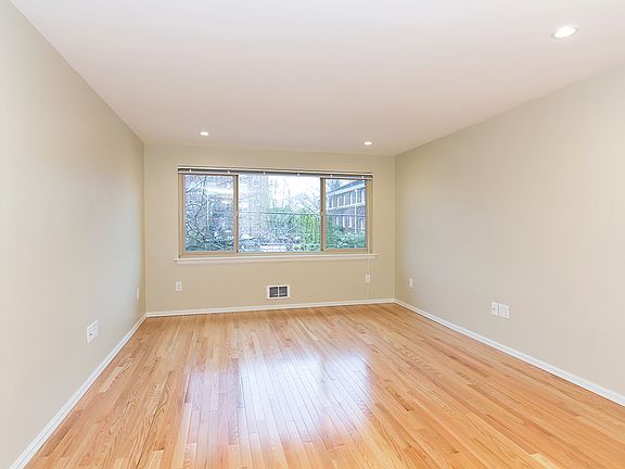 3rd image of 2200 1st Ave N APT 203