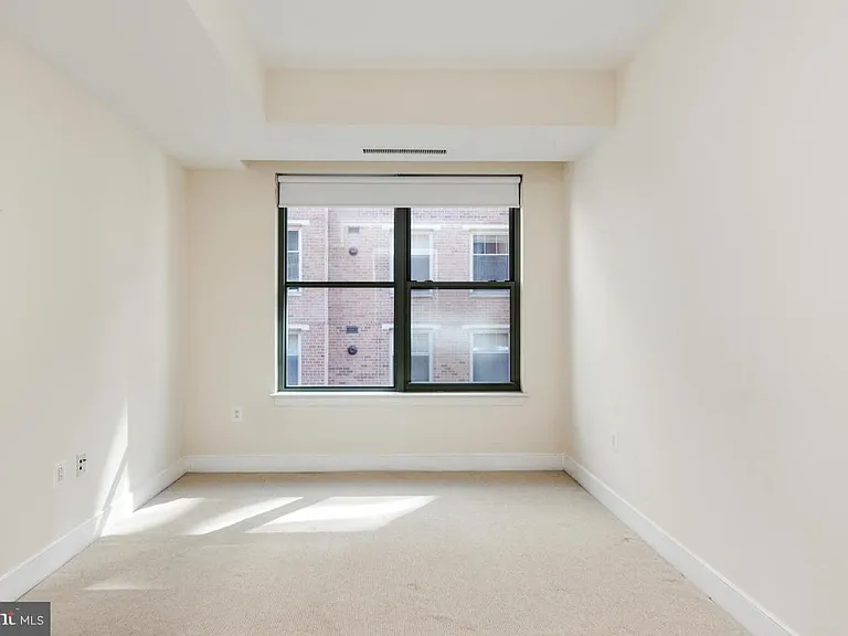 2425 L St NW #433 — Photo 13