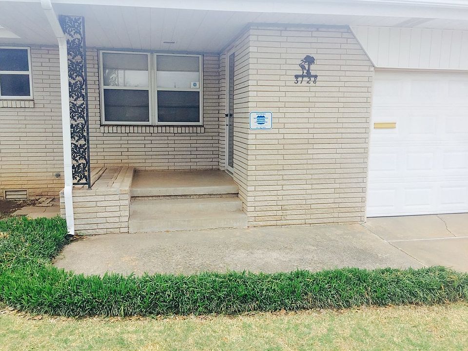 2nd image of 3128 SW 65th Pl