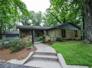 1525 W Shore Dr, Martinsville, IN 46151