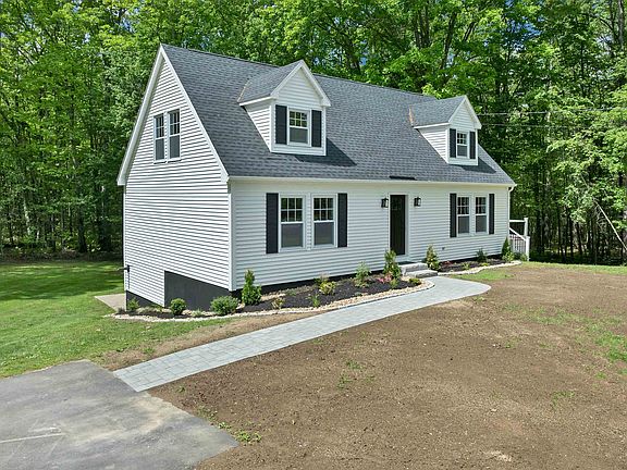2nd image of 260 Center Hill Road