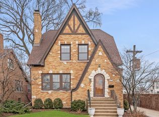 1037 S Prospect Ave, Park Ridge, IL 60068