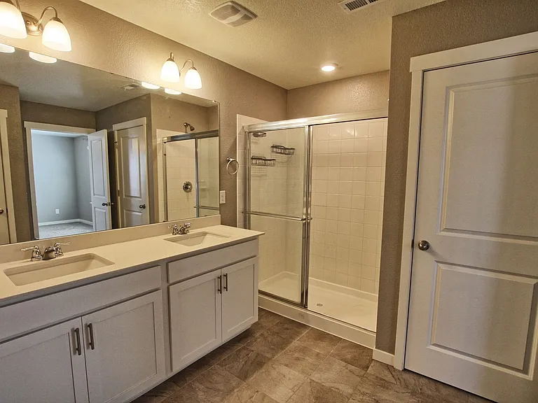 2248 Rosette Ln — Photo 14
