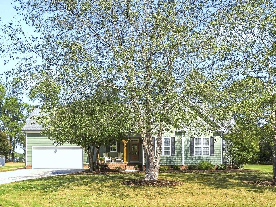 1st image of 80 Adams Pointe Ct