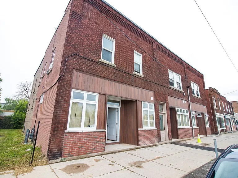 595 King St #10 — Photo 11