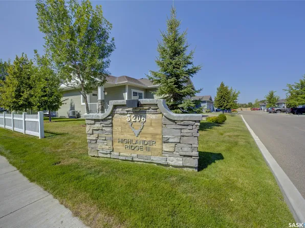 3206 11Th Street W #1, Saskatoon, SK S7M 5Z1