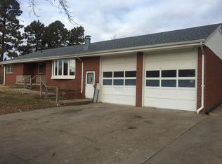 8932 Blondo St, Omaha, NE 68134