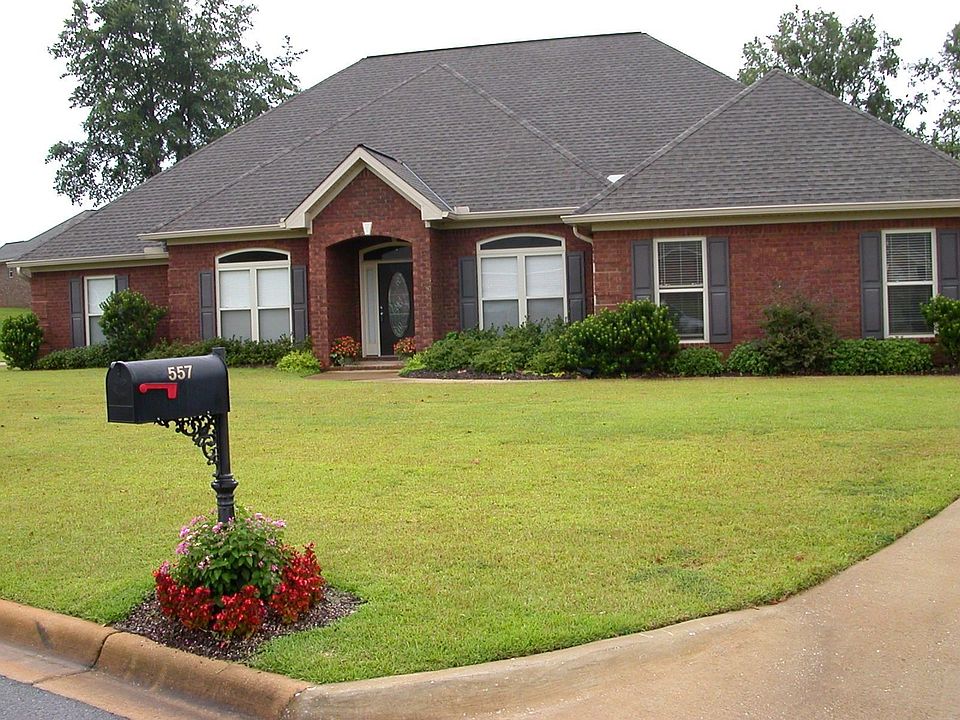 1st image of 557 Browning Dr