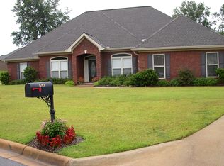 557 Browning Dr, Tuscaloosa, AL 35405