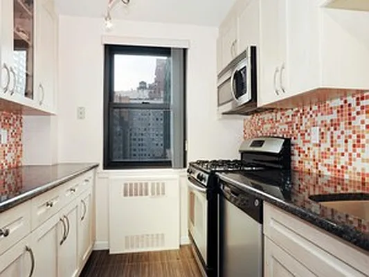 Sold by Corcoran | media 13