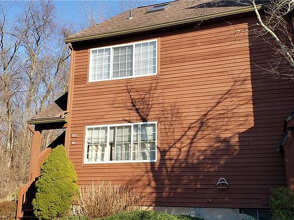 3rd image of 102 Seven Fields Ln