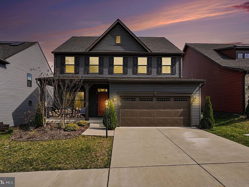 1st image of 1103 City View Ln