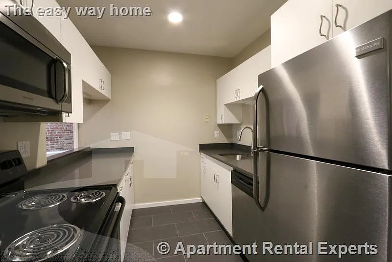 2 bed, 800 sqft, $3,800 — Photo 4