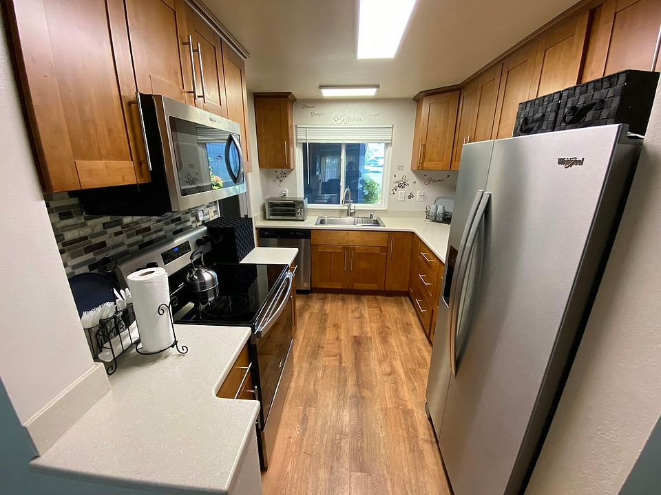 1st image of 94-1030 Anania Cir