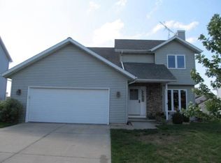 417 Lone Pine Way, Verona, WI 53593