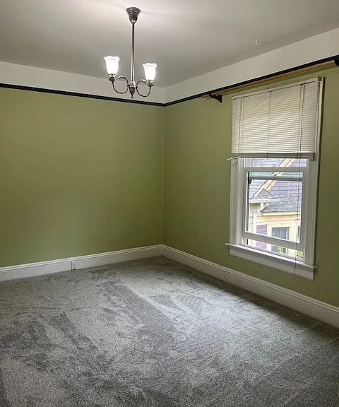 NE BEDROOM WITH DIMMING LIGHTS