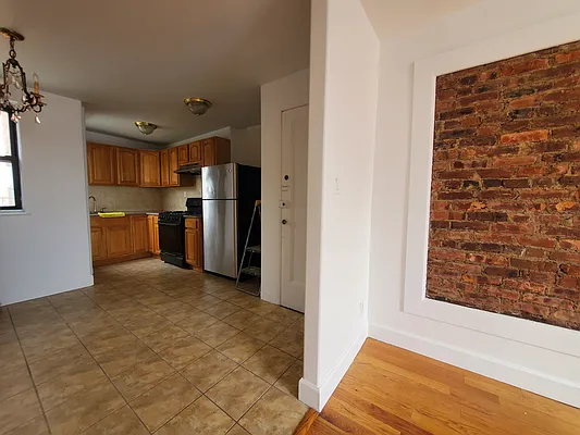 Rented by Ideal Properties Group | media 3