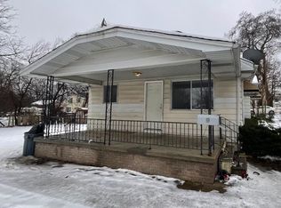 951 Bradley Ave, Flint, MI 48503