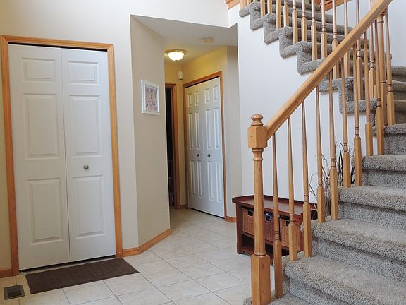 4th image of 37356 Creekview Ln