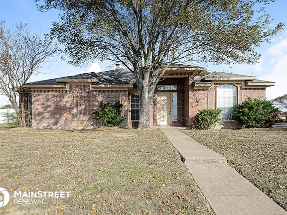 2nd image of 501 Shannon Cir