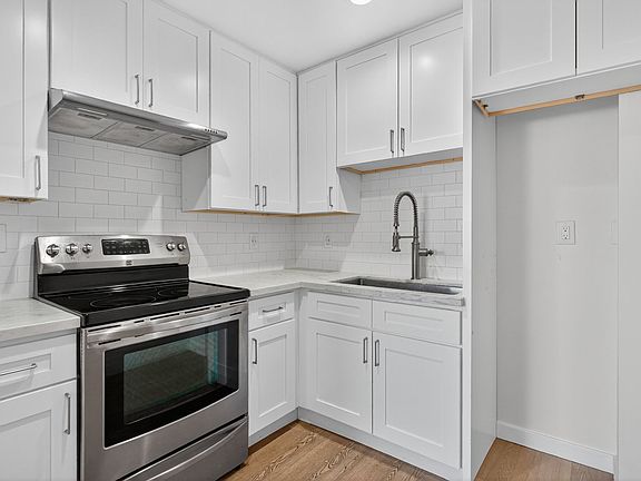 5th image of 994 Valencia St #204