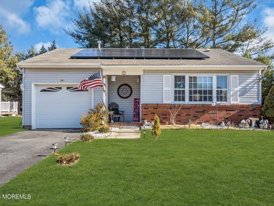 2 Basset Drive, Toms River, NJ, 08757