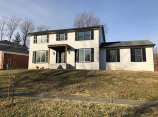 504 Hillrose Dr, Douglass Hills, KY 40243