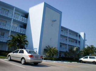 2055 Lincoln #2055-C, Boca Raton, FL 33434