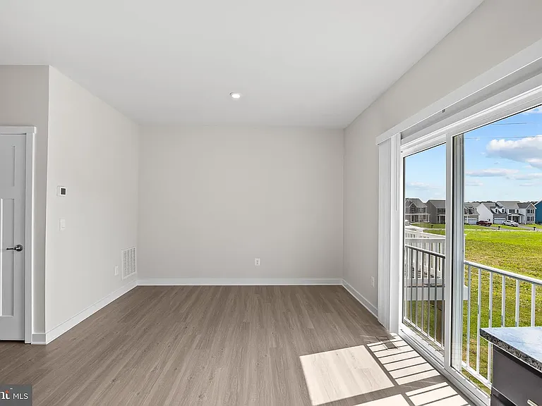 47 Elmiraj Ct — Photo 7