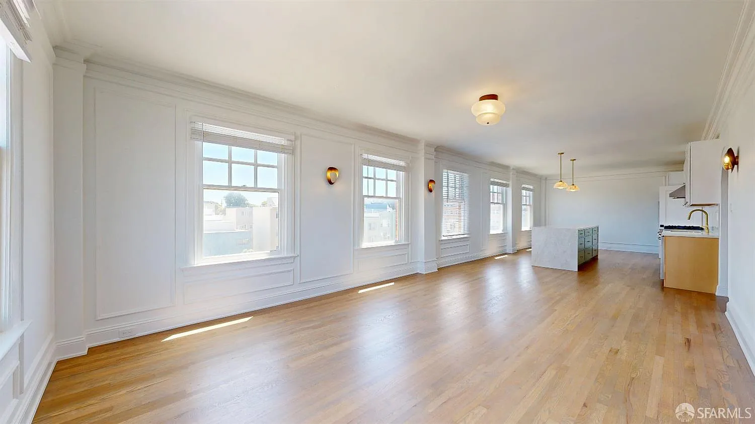 3 bed, 2.0 bath, 1800 sqft, $9,995 — Photo 4
